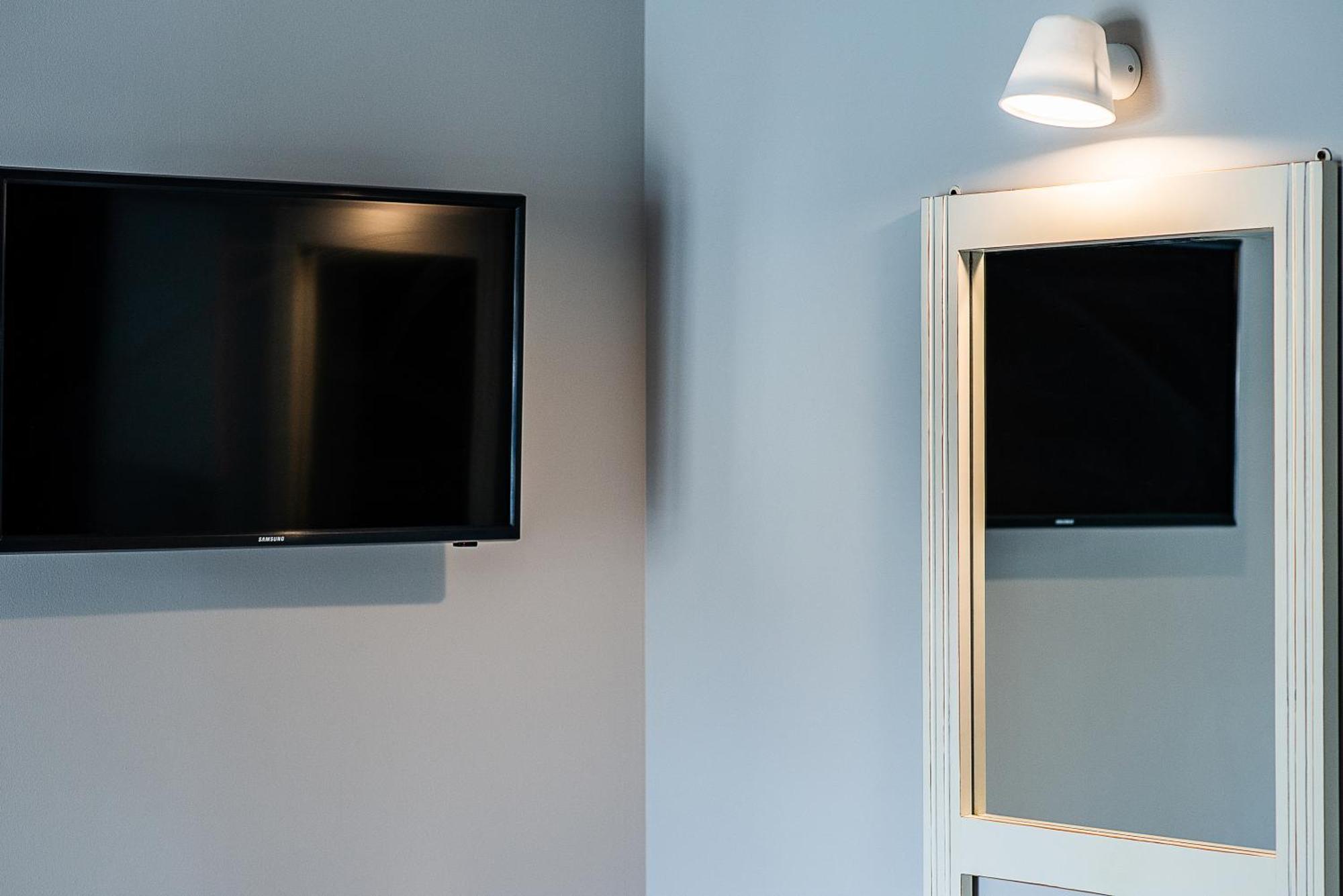 Lia Beachfront Apartments Sztalósz Kültér fotó