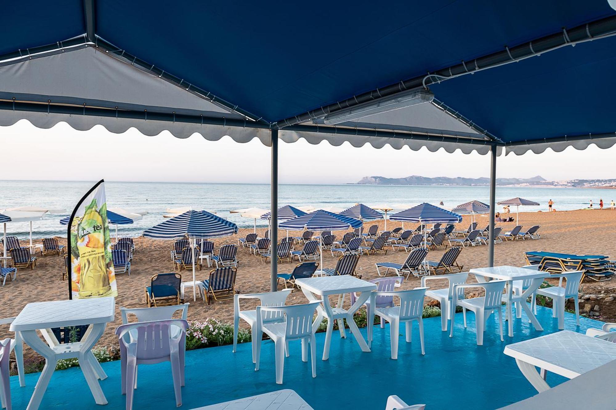 Lia Beachfront Apartments Sztalósz Kültér fotó