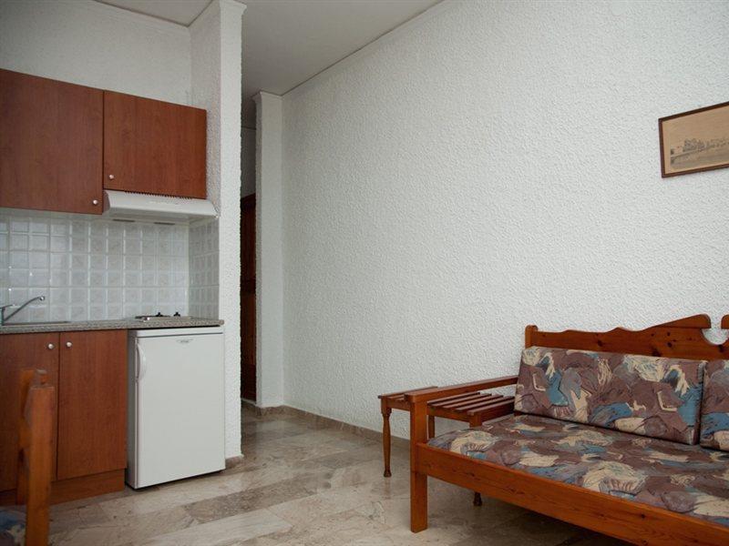 Lia Beachfront Apartments Sztalósz Kültér fotó