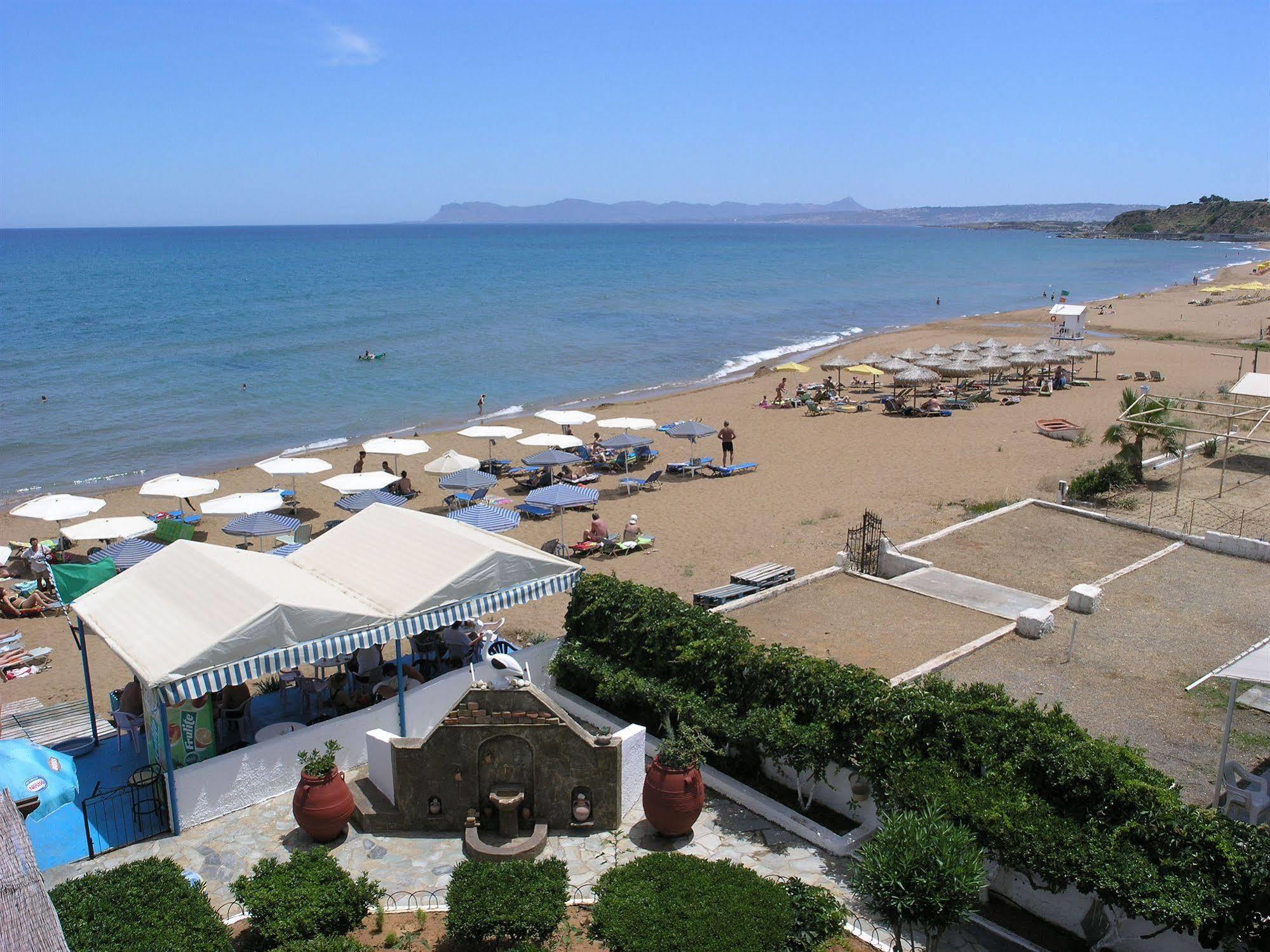 Lia Beachfront Apartments Sztalósz Kültér fotó