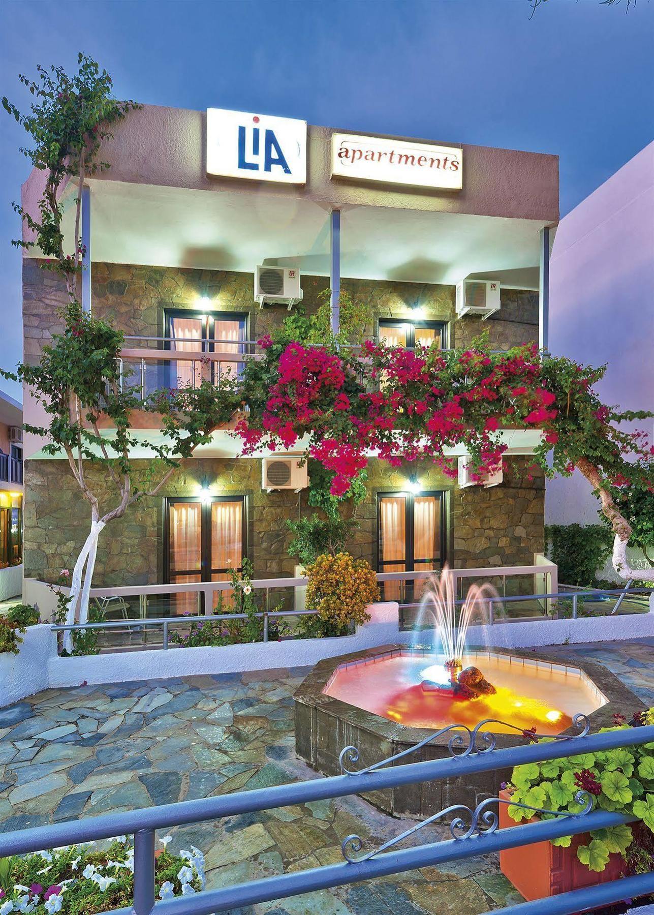 Lia Beachfront Apartments Sztalósz Kültér fotó