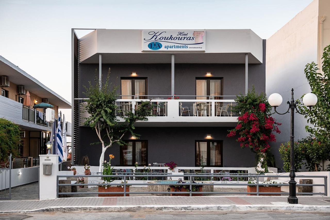 Lia Beachfront Apartments Sztalósz Kültér fotó